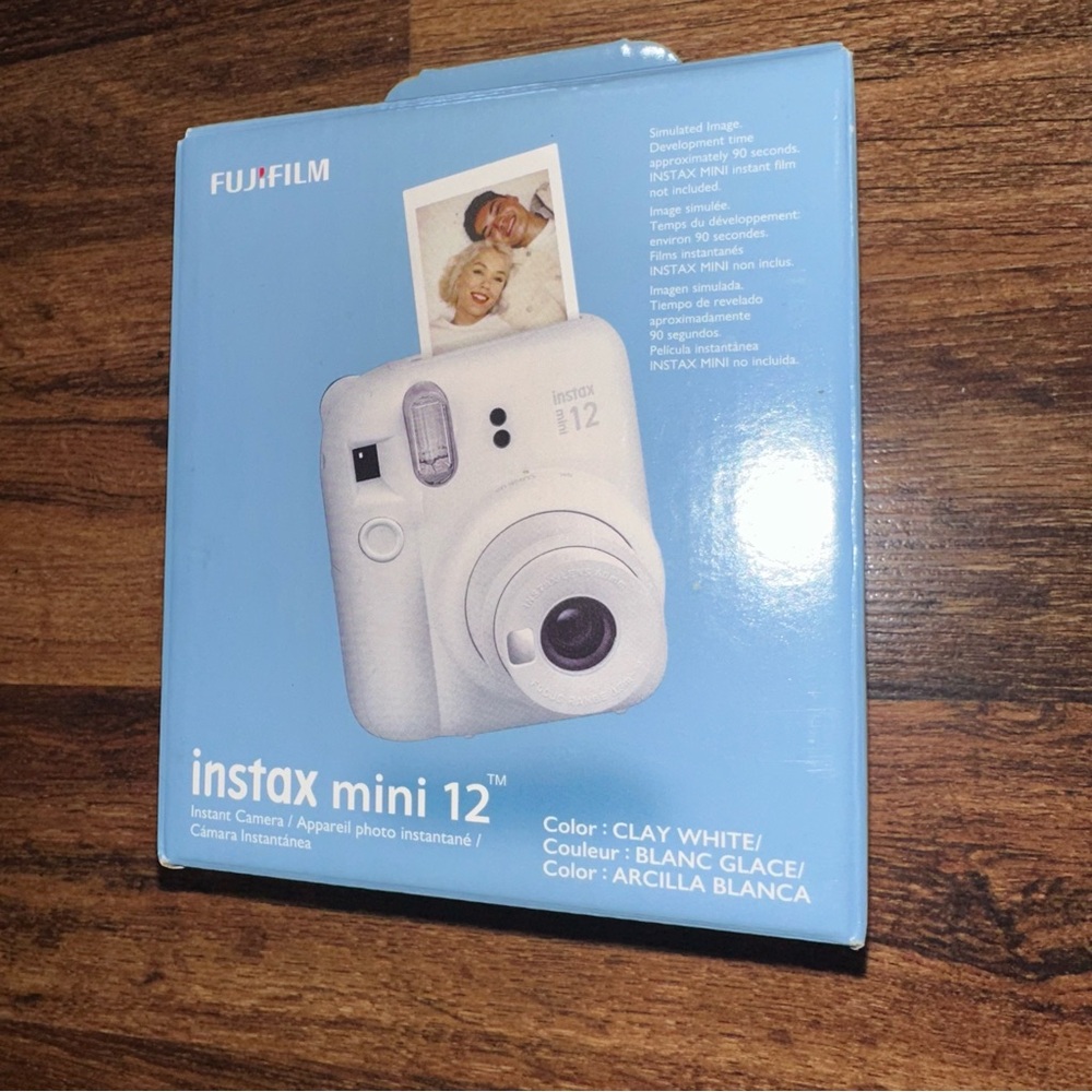 NEW Fujifilm Instax Mini 12 Clay White Instant Camera